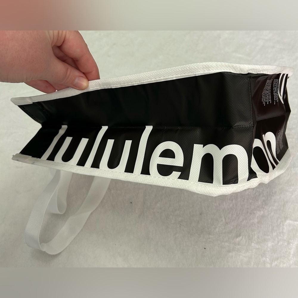 Lululemon White/Black Reusable Tote Bag with snap - Picture 2 of 4